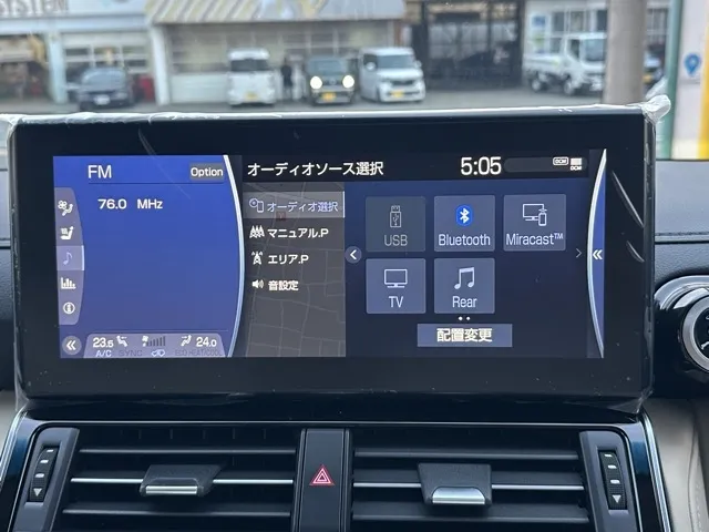 ランドクルーザー(トヨタ)ZX ７人 ガソリン メーカーOP多数登録済未使用車 25