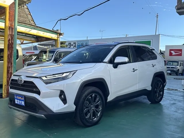 ＲＡＶ４(トヨタ)ハイブリッドG 4WD パノラマルーフ中古車 1
