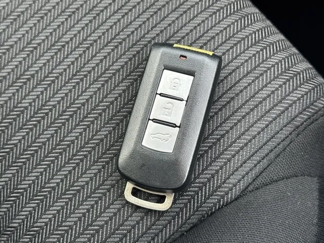 エクリプスクロス(三菱)GレンタＵＰ 27