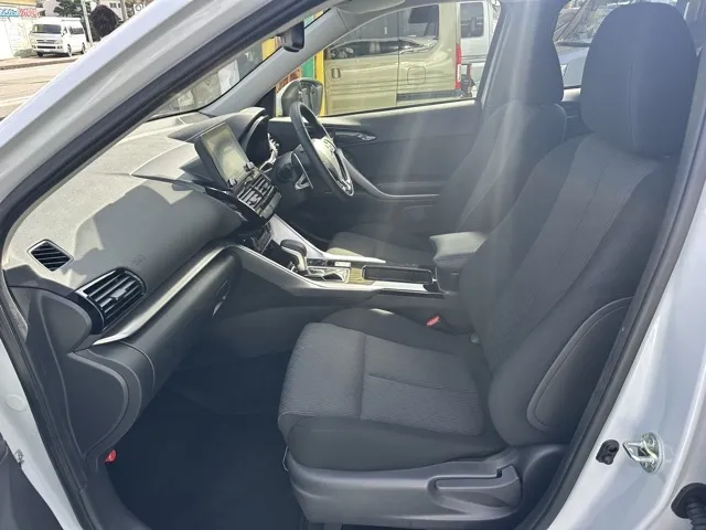 エクリプスクロス(三菱)GレンタＵＰ 3