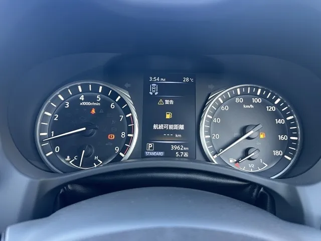 スカイライン(ニッサン)GTディーラ-試乗車 27