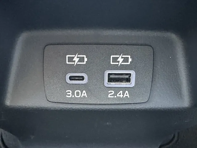 クロストレック(スバル)リミテッド 4WDディーラ-試乗車 7