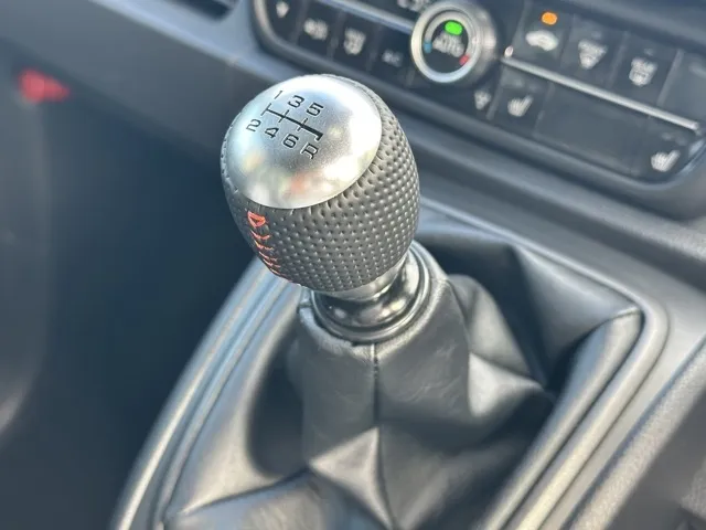 N-ONE(ホンダ)ＲＳ ６ＭＴ届出済未使用車 14