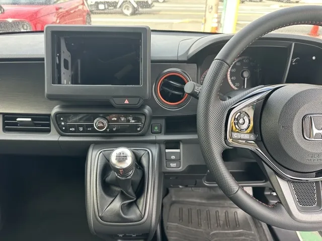 N-ONE(ホンダ)ＲＳ ６ＭＴ届出済未使用車 13