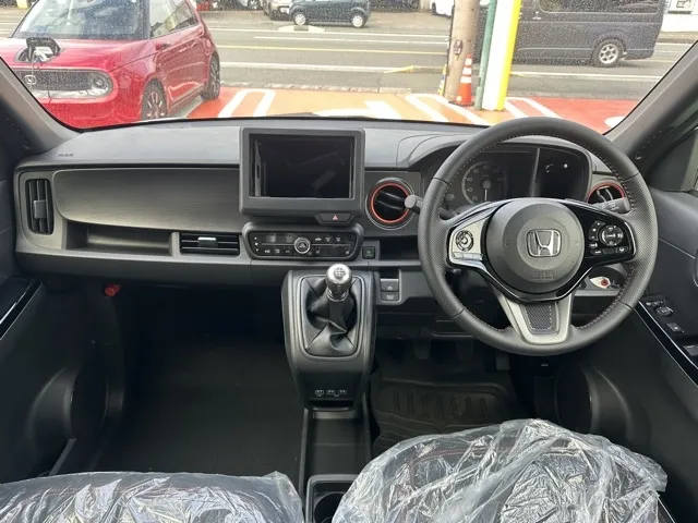N-ONE(ホンダ)ＲＳ ６ＭＴ届出済未使用車 4