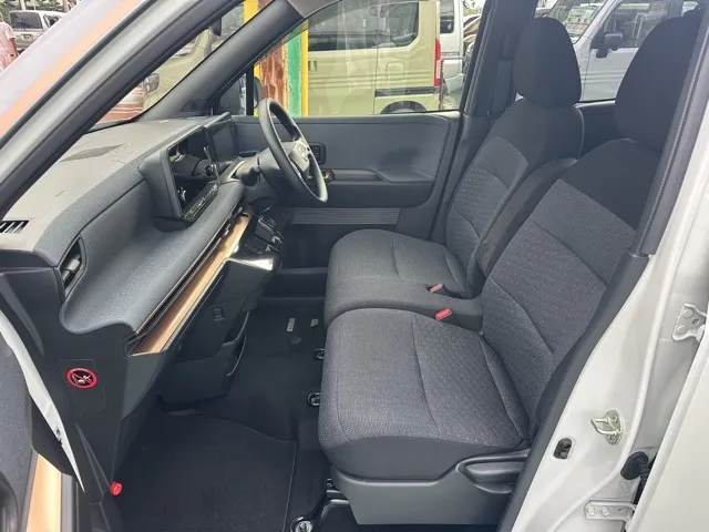 サクラ(ニッサン)G中古車 3