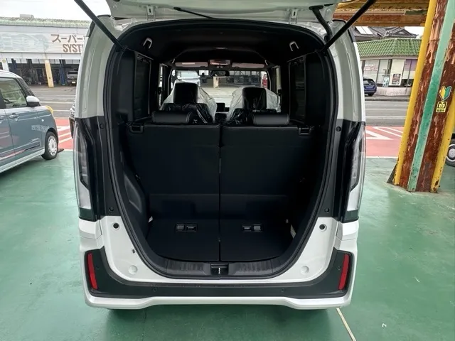 N-BOX(ホンダ)N-BOXカスタムターボ コーディネートスタイル届出済未使用車 9