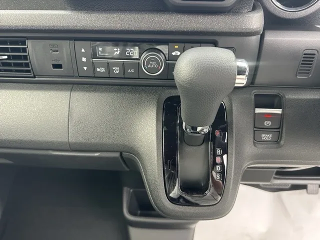 N-BOX(ホンダ)N-BOXカスタムターボ コーディネートスタイル届出済未使用車 15