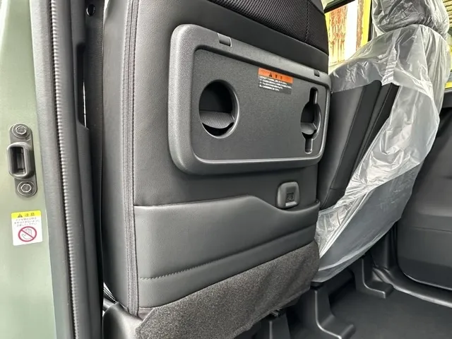 デリカミニ(三菱)Gプレミアム届出済未使用車 7