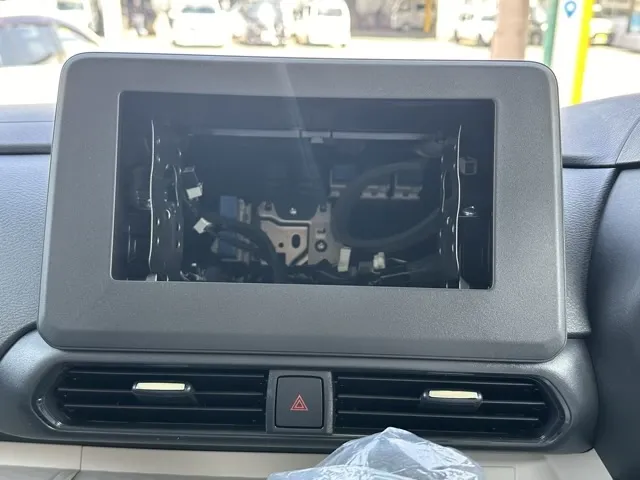 デリカミニ(三菱)Gプレミアム ４WD届出済未使用車 21