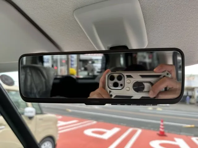 デリカミニ(三菱)Tプレミアム ４WD届出済未使用車 22