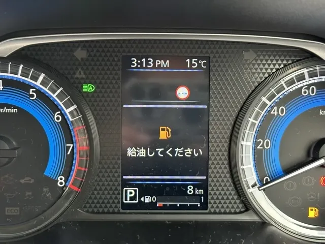 デリカミニ(三菱)Tプレミアム ４WD届出済未使用車 24