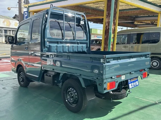 キャリートラック(スズキ)スーパーキャリイXリミテッド 4WD AT届出済未使用車 2
