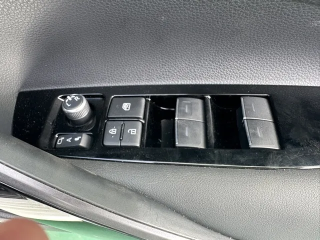 カローラ(トヨタ)ハイブリッドダブルバイビー中古車 9