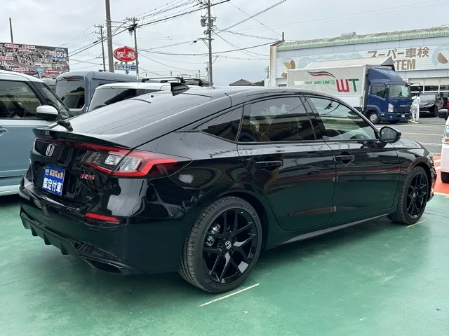 シビック(ホンダ)RS 6MT登録済未使用車 10