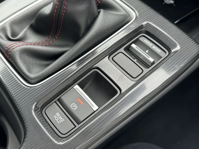 シビック(ホンダ)RS 6MT登録済未使用車 17