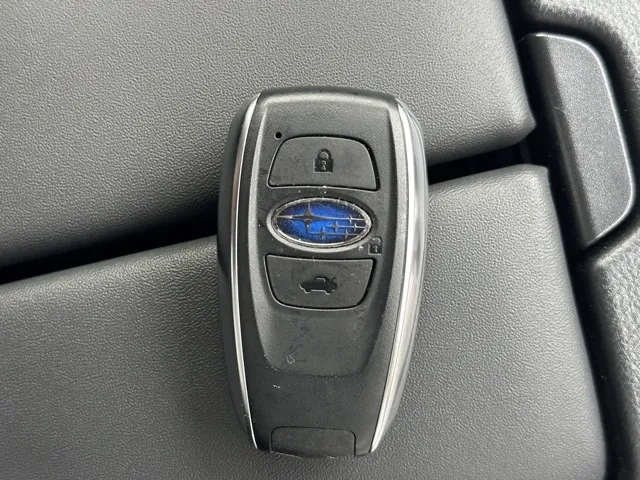 BRZ(スバル)STIスポーツ 6MT中古車 25