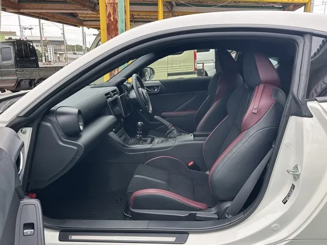 GR86(トヨタ)スバル BRZ STIスポーツ 6MT中古車 3