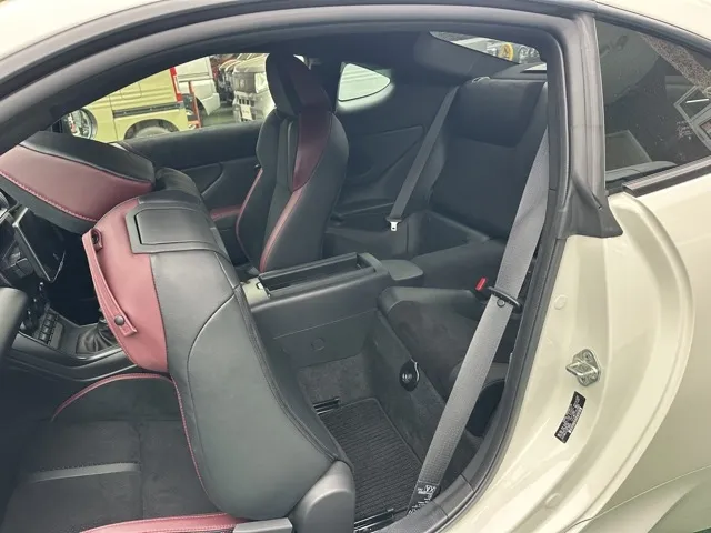 GR86(トヨタ)スバル BRZ STIスポーツ 6MT中古車 4