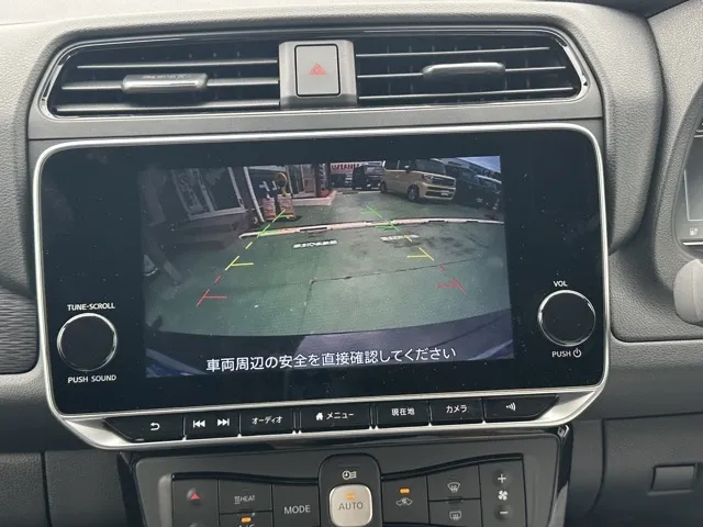 リーフ(ニッサン)ＸレンタＵＰ 23