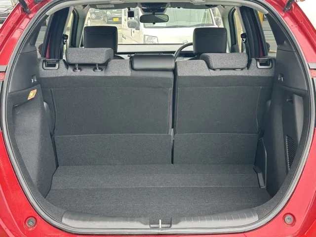 フィット(ホンダ)e：HEV ホーム ブラックスタイルディーラ-試乗車 9