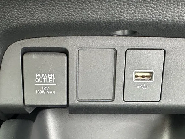 フィット(ホンダ)e：HEV ホーム ブラックスタイルディーラ-試乗車 17