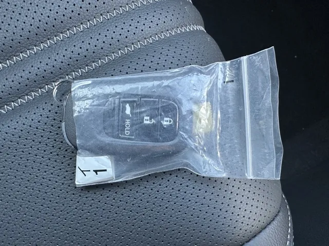 ZR-V(ホンダ)e：HEV Z BSI 後退出庫サポートレス中古車 23