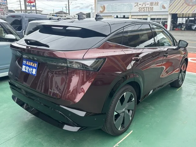 アリア(ニッサン)B9 e-4ORCE リミテッド登録済未使用車 11