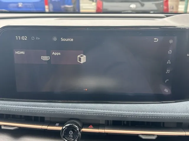 アリア(ニッサン)B9 e-4ORCE リミテッド登録済未使用車 20