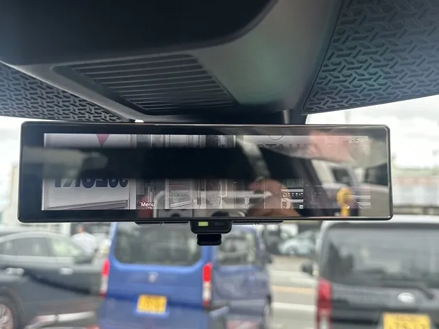 アリア(ニッサン)B9 e-4ORCE リミテッド登録済未使用車 21