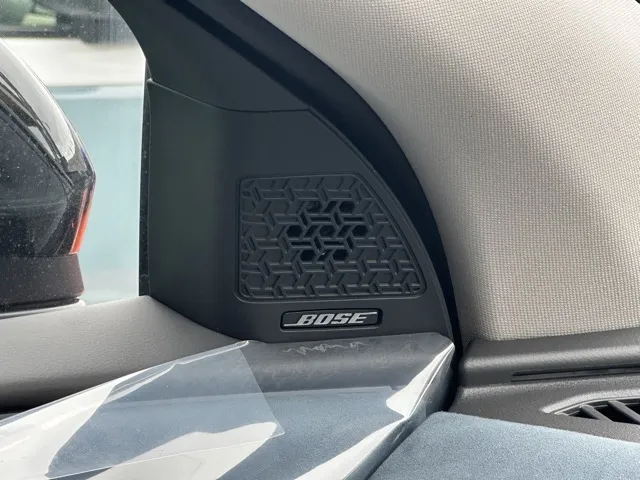 アリア(ニッサン)B9 e-4ORCE リミテッド登録済未使用車 22