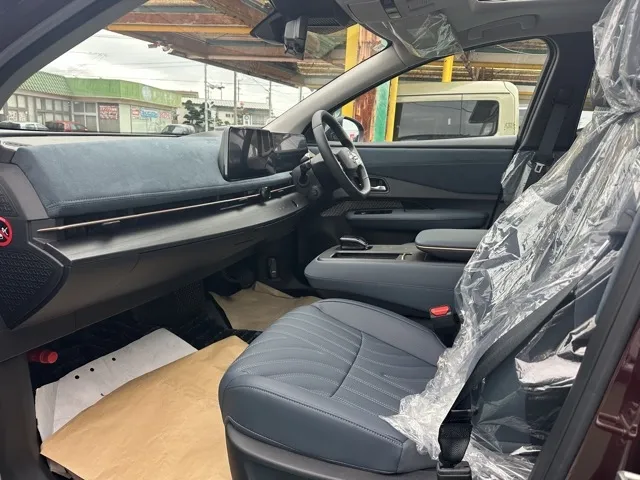 アリア(ニッサン)B9 e-4ORCE リミテッド登録済未使用車 4