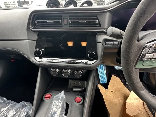 フェアレディZ(ニッサン)ニスモ AT登録済未使用車 11