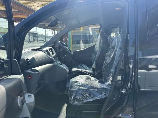 バネット(ニッサン)16X-3R 寒冷地仕様 7人乗り登録済未使用車 3