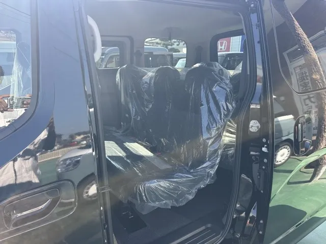 バネット(ニッサン)16X-3R 寒冷地仕様 7人乗り登録済未使用車 4