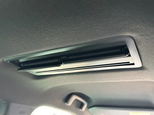 トライトン(三菱)GSRディーラ-試乗車 7