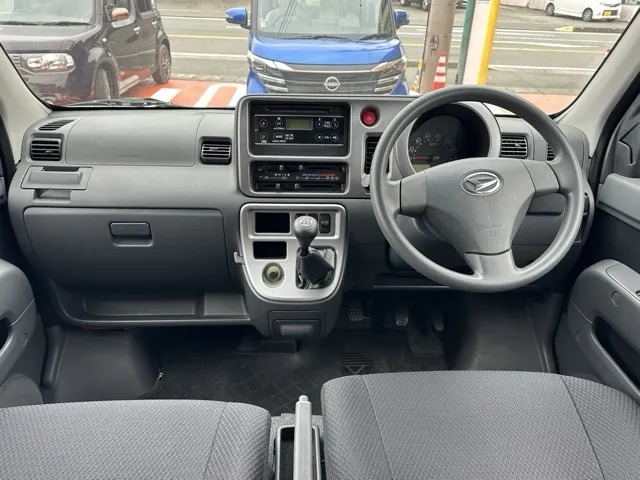 ハイゼット(ダイハツ)クルーズリミテッド 5MT中古車 5