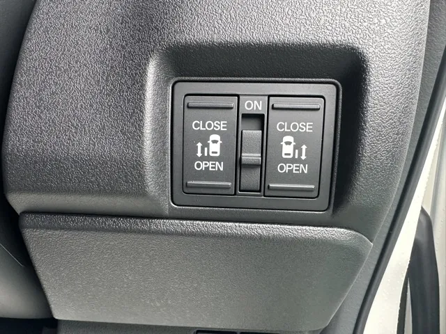 N-BOX(ホンダ)N-BOXカスタムターボ届出済未使用車 16