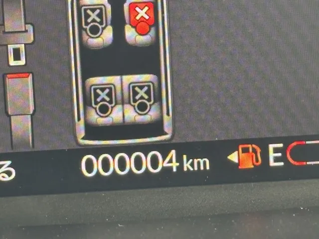 N-BOX(ホンダ)N-BOXカスタムターボ届出済未使用車 25