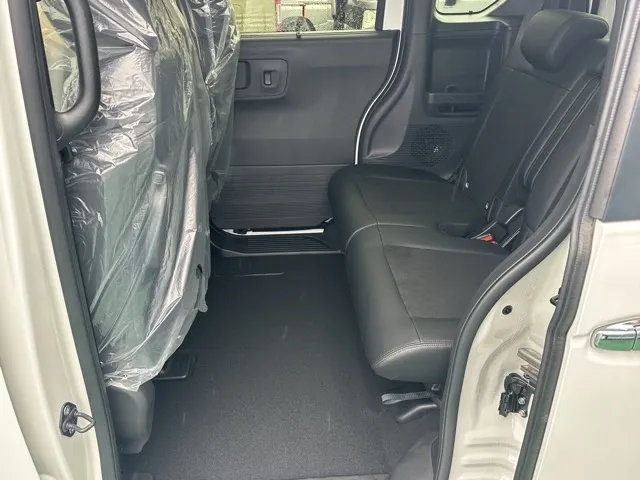 N-BOX(ホンダ)N-BOXカスタムターボ届出済未使用車 4