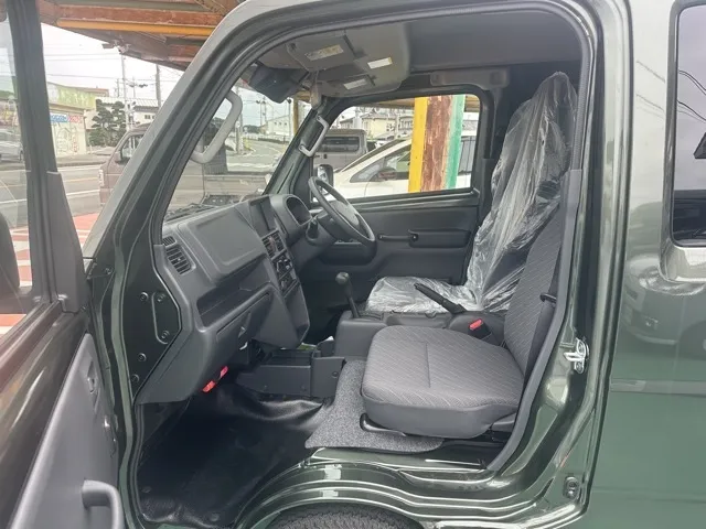 キャリートラック(スズキ)スーパーキャリイX 4WD AT届出済未使用車 3