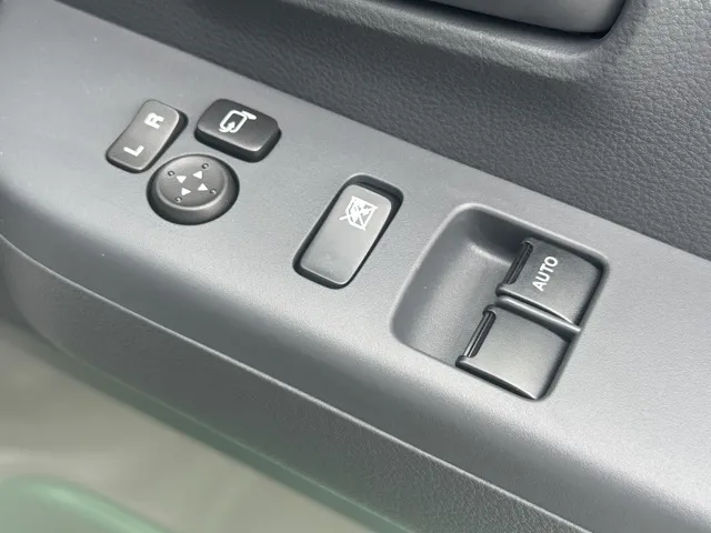 キャリートラック(スズキ)スーパーキャリイX 4WD AT届出済未使用車 11