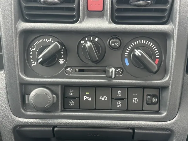 キャリートラック(スズキ)スーパーキャリイX 4WD AT届出済未使用車 13