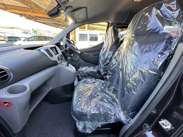 バネット(ニッサン)16X-3R 寒冷地仕様 7人乗り登録済未使用車 3