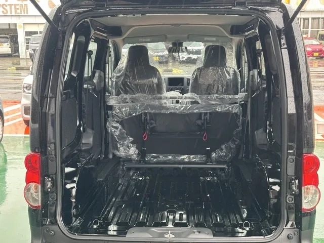 バネット(ニッサン)DX登録済未使用車 9