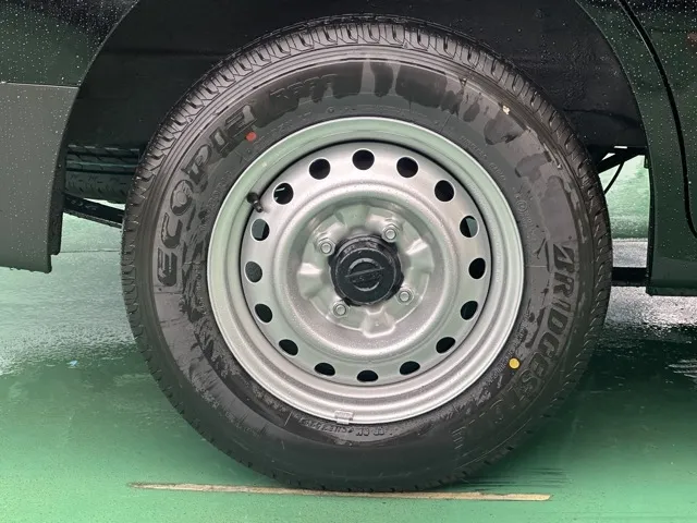 バネット(ニッサン)DX登録済未使用車 11