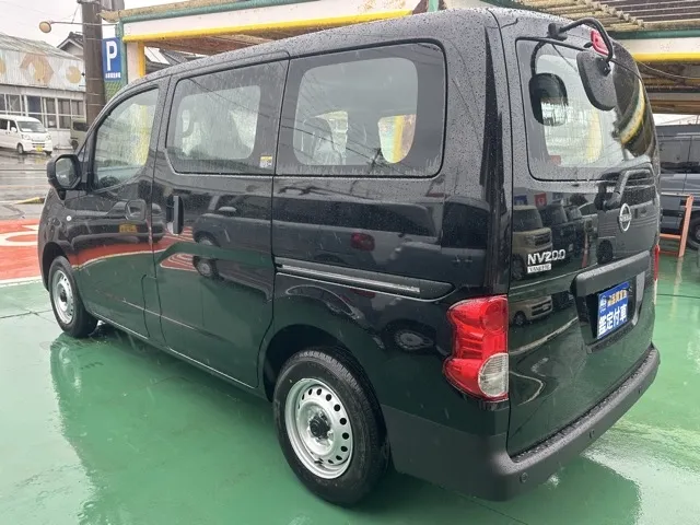 バネット(ニッサン)DX登録済未使用車 2