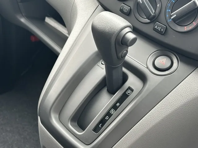 バネット(ニッサン)DX登録済未使用車 15