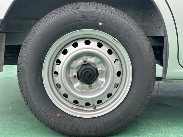 バネット(ニッサン)DX 2人乗レンタ登録済未使用車 10