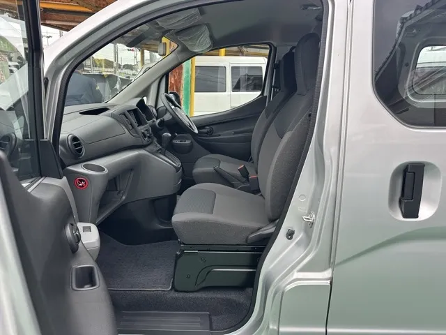 バネット(ニッサン)DX 2人乗レンタ登録済未使用車 3